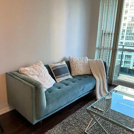 Lakeview Condo In Downtown With Free Parking. Торонто Экстерьер фото